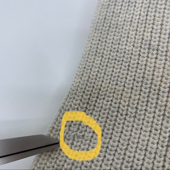 American Rag Men’s Crewneck Sweater With Pocket & Shoulder Patches Cream Gray - Picture 13 of 16